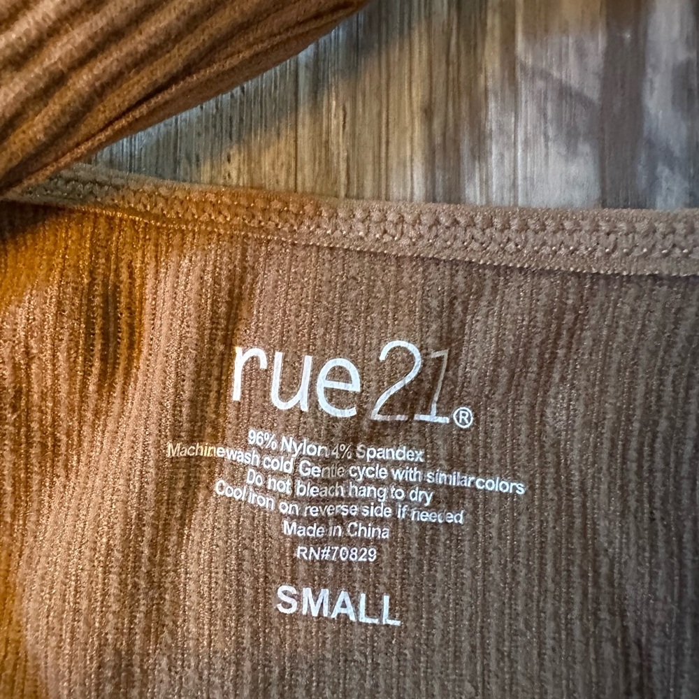 Small Rue21 Ribbed Brown Tank Top - Picture 2 of 3